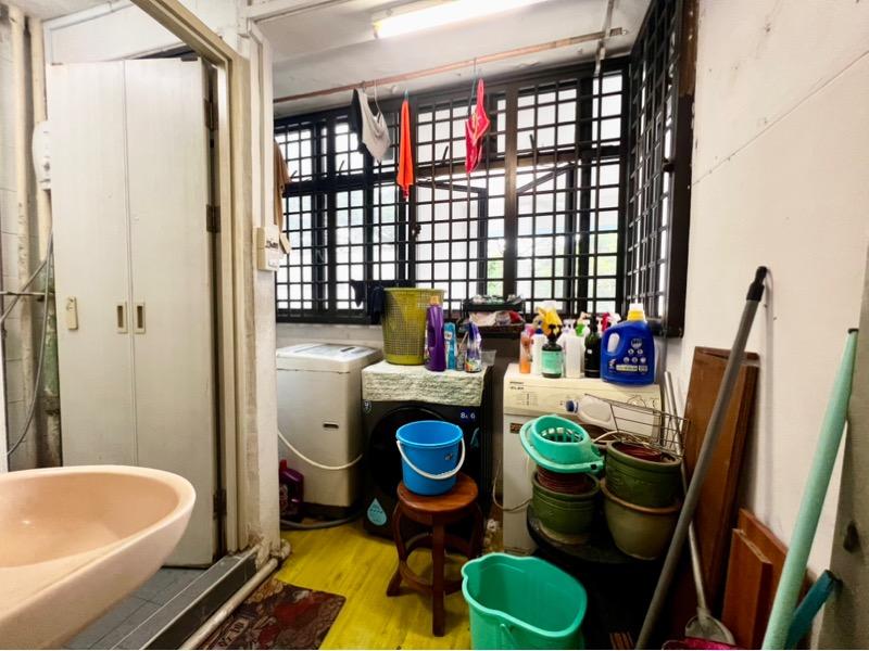 HDB Apartment for Rent, 69 Lorong 4 Toa Payoh HDB Apartment Room Rental, $450, 1 Bed 1 Bath 150 sqft $3.00 psf, SGD 450 | 99-year Leasehold
