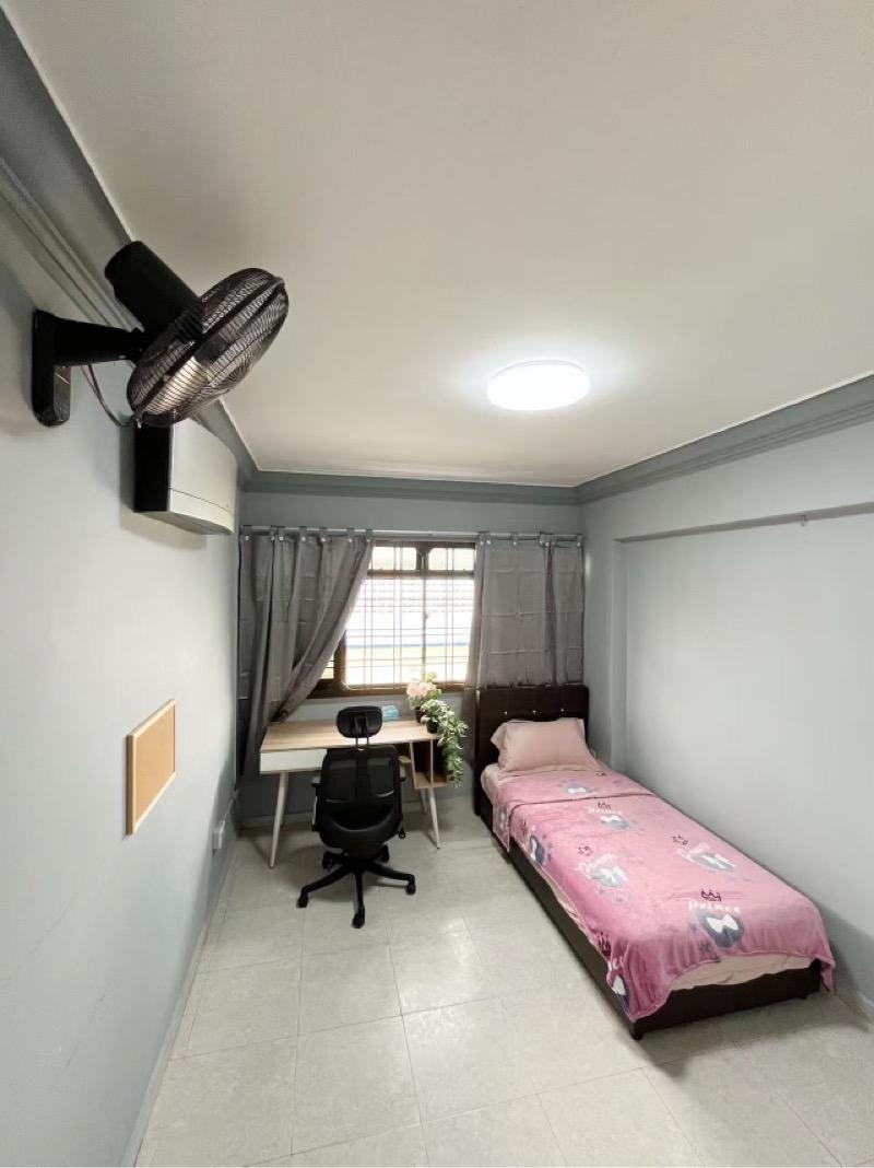Prop-GPT: HDB Apartment: D22 Boon Lay 633 Jurong West Street 65