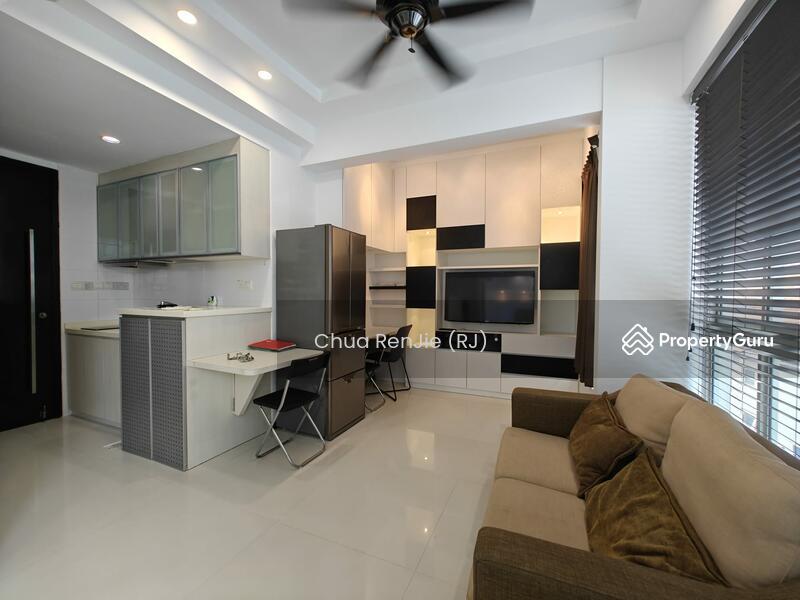 Prop-GPT: Apartment: D08  Tyrwhitt 139