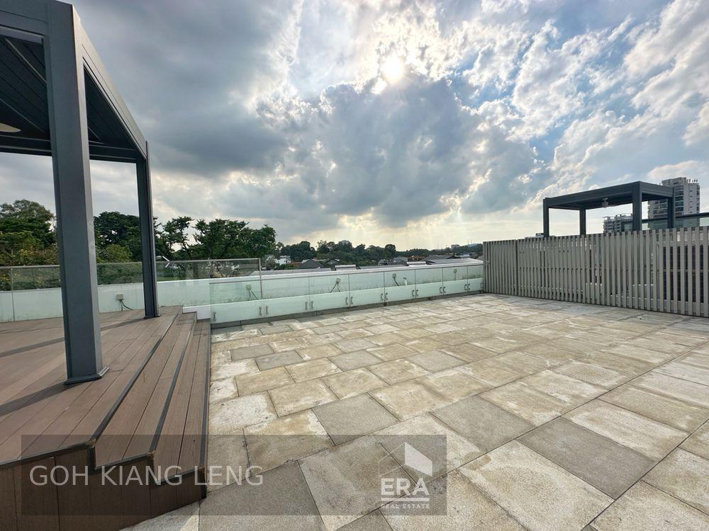Condominium for Rent: 