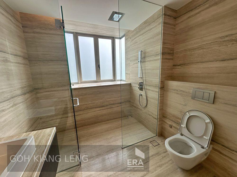 Condominium for Rent: 