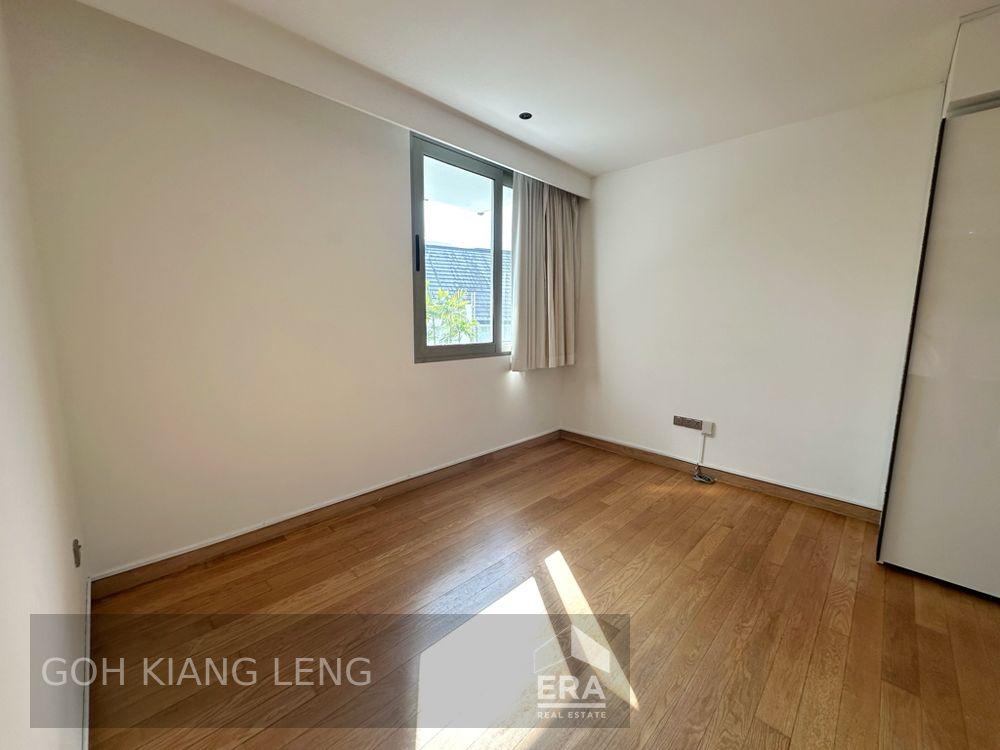 Condominium for Rent: 