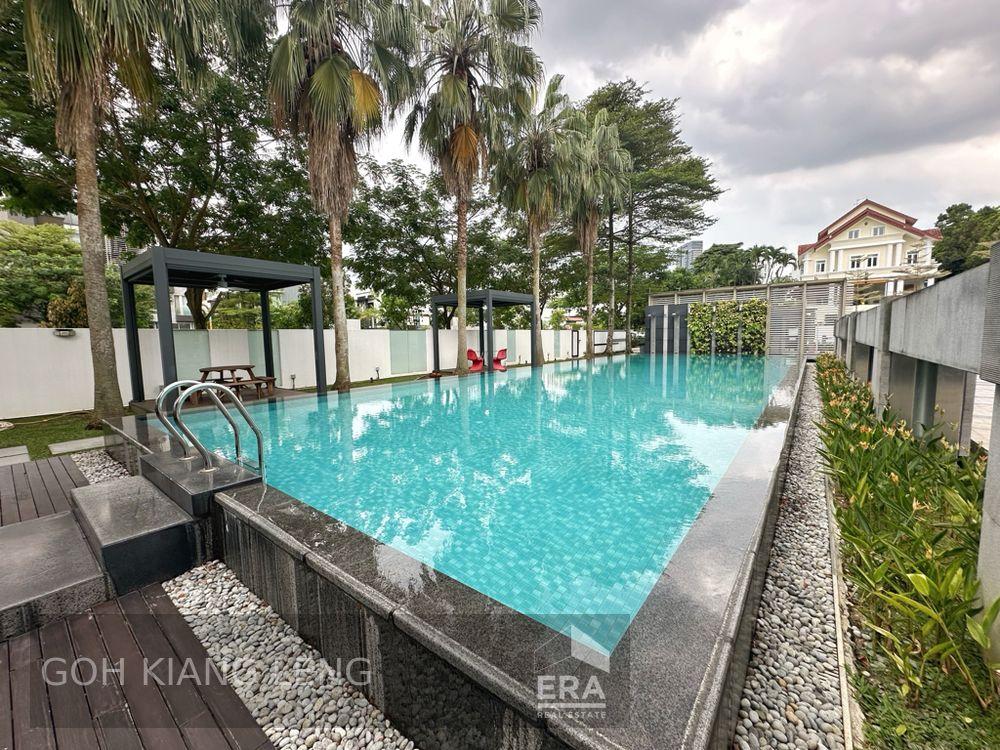 Condominium for Rent: 