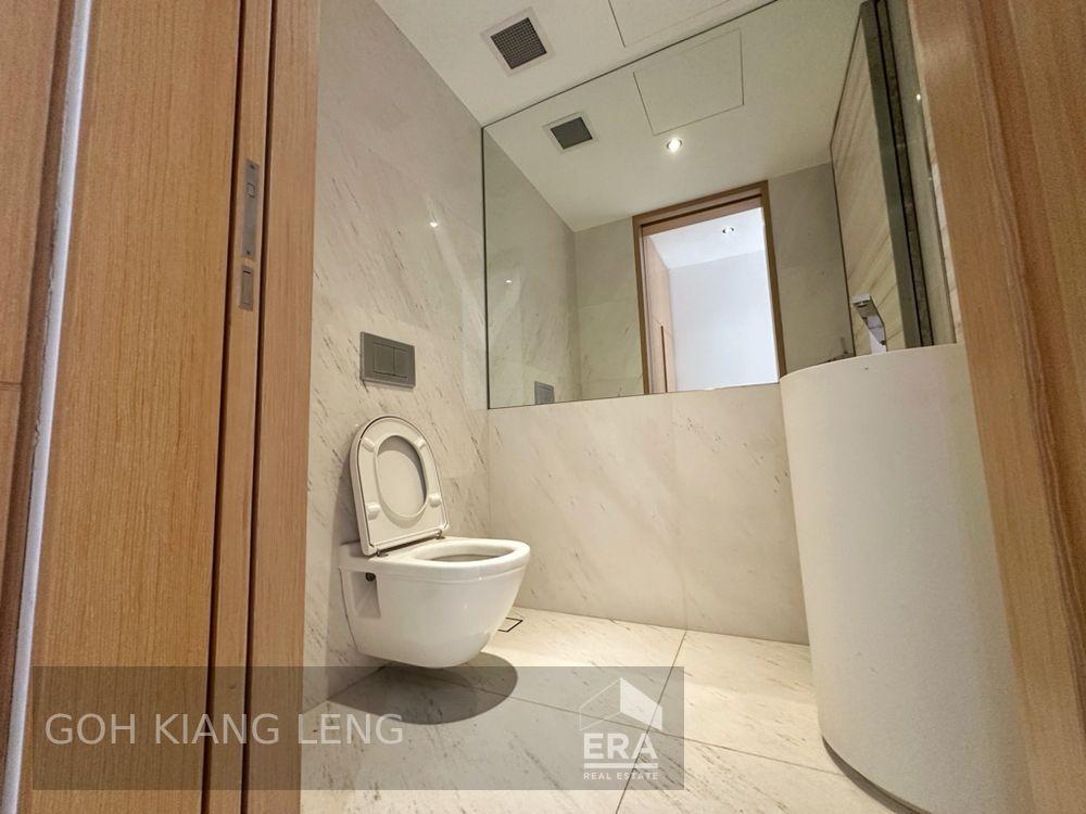 Condominium for Rent: 