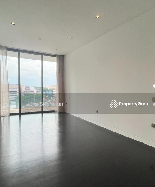 Prop-GPT: Condominium: D09  Lloyd SixtyFive
