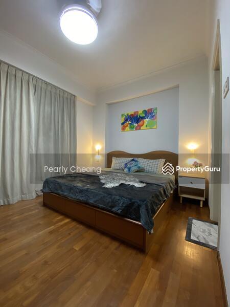 Prop-GPT: Condominium: D04  Harbourlights