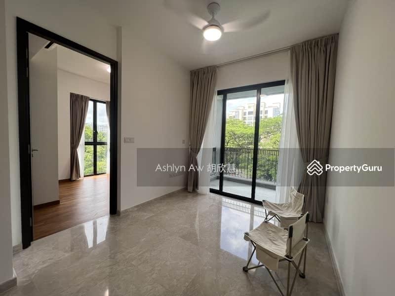 Prop-GPT: Condominium: D21 Upper Bukit Timah Mayfair Modern