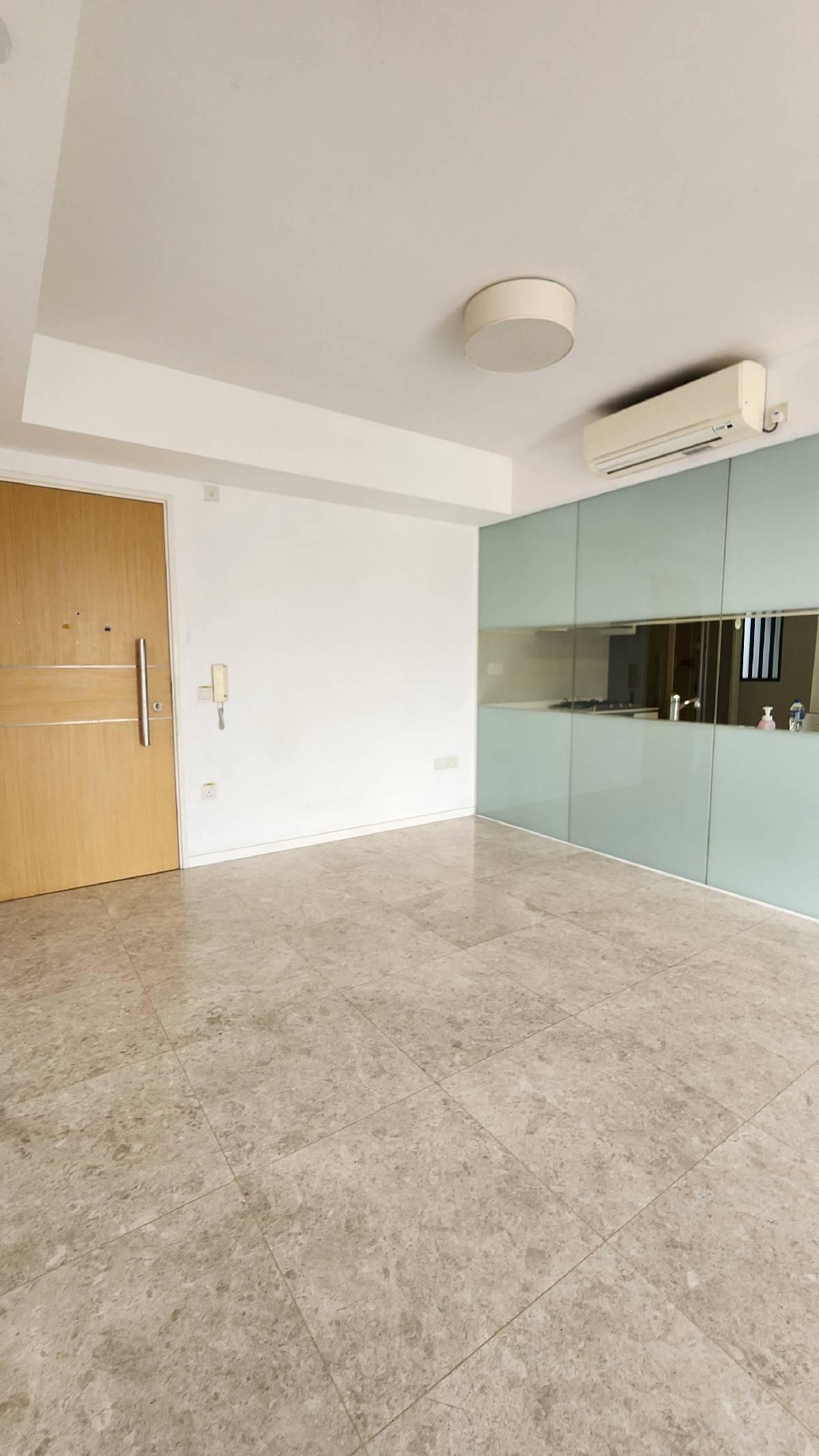 Prop-GPT: Condominium: D22 Boon Lay The Lakefront Residences