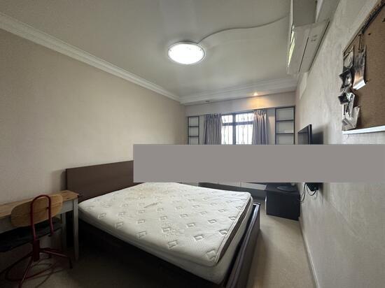 Prop-GPT: HDB Apartment: D22 Boon Lay 276C Jurong West Street 25