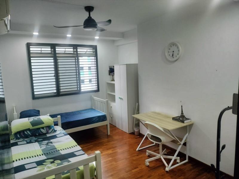 Prop-GPT: HDB Apartment: D22 Boon Lay 732 Jurong West Street 73