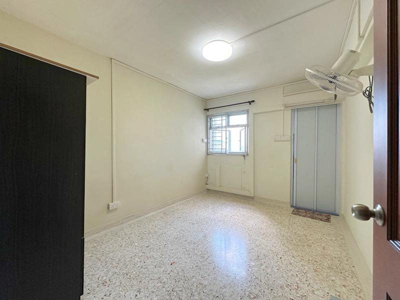 Prop-GPT: HDB Apartment: D20 Ang Mo Kio 456 Ang Mo Kio Avenue 10