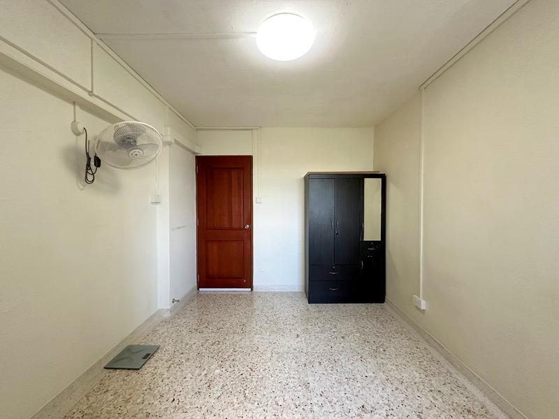 HDB Apartment for Rent, 456 Ang Mo Kio Avenue 10 HDB Apartment Room Rental, $1,300, 1 Bed 1 Bath 161 sqft $8.07 psf, SGD 1,300 | 99-year Leasehold