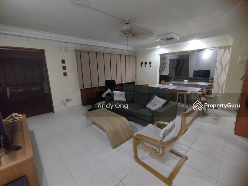Prop-GPT: HDB Flat: D23  624 Senja Road