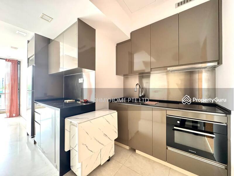 Condominium for Rent: D21, 596196