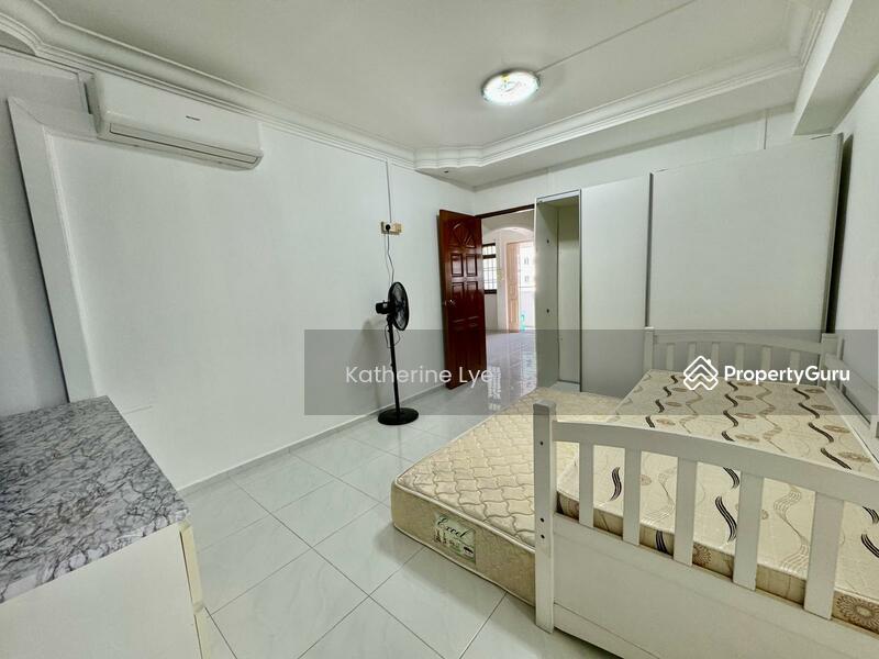 Prop-GPT: HDB Flat: D22  268 Toh Guan Road