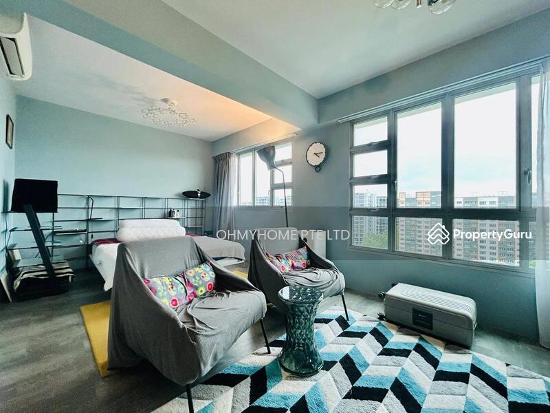 Prop-GPT: HDB Flat: D19 Punggol 233A Sumang Lane