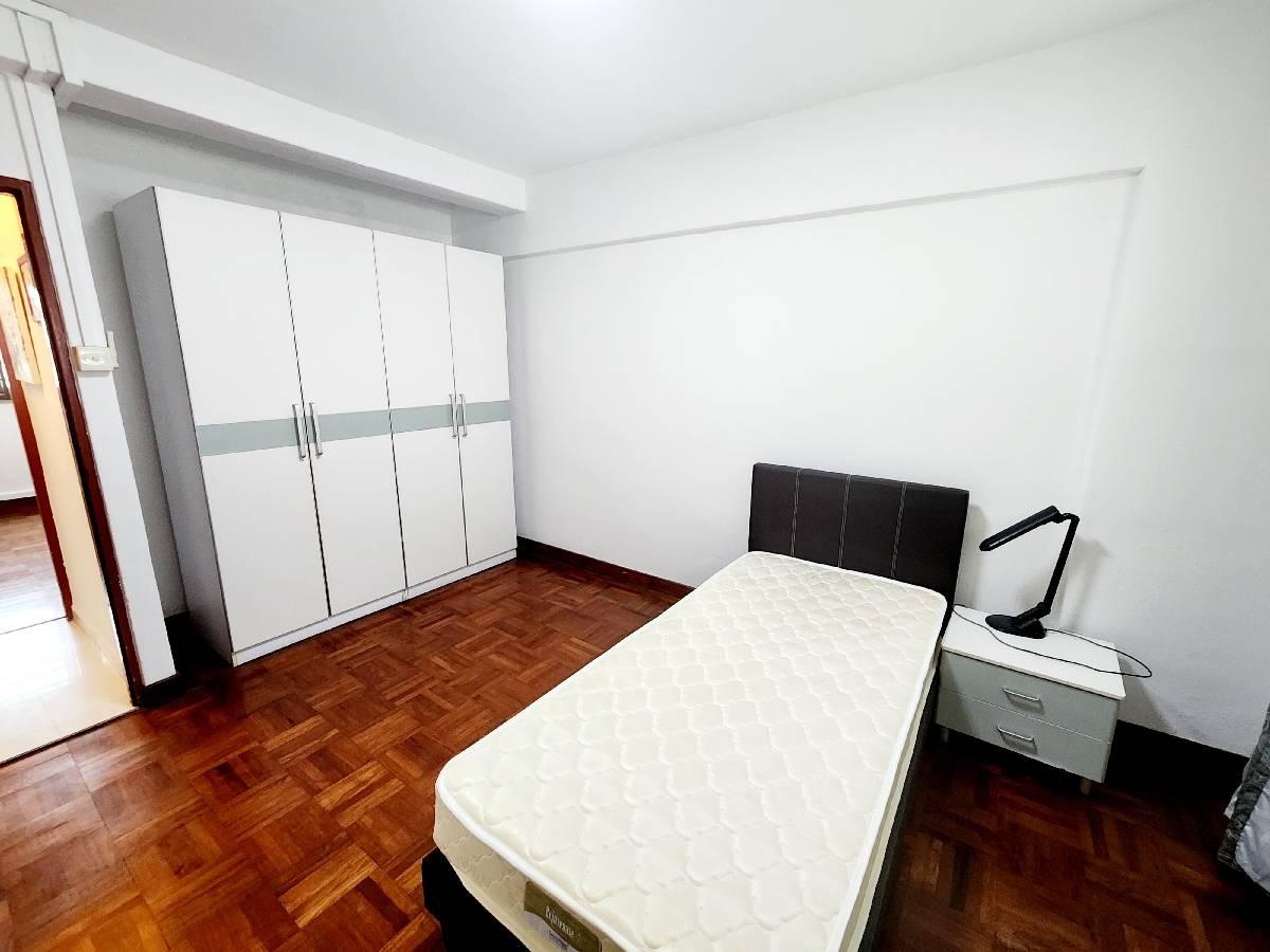 HDB Apartment for Rent: D22, 600403