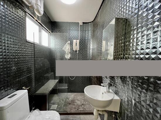 130 Lorong Ah Soo HDB Apartment For Rent, $3,800, 3 Bed 2 Bath 1,109 sqft $3.43 psf