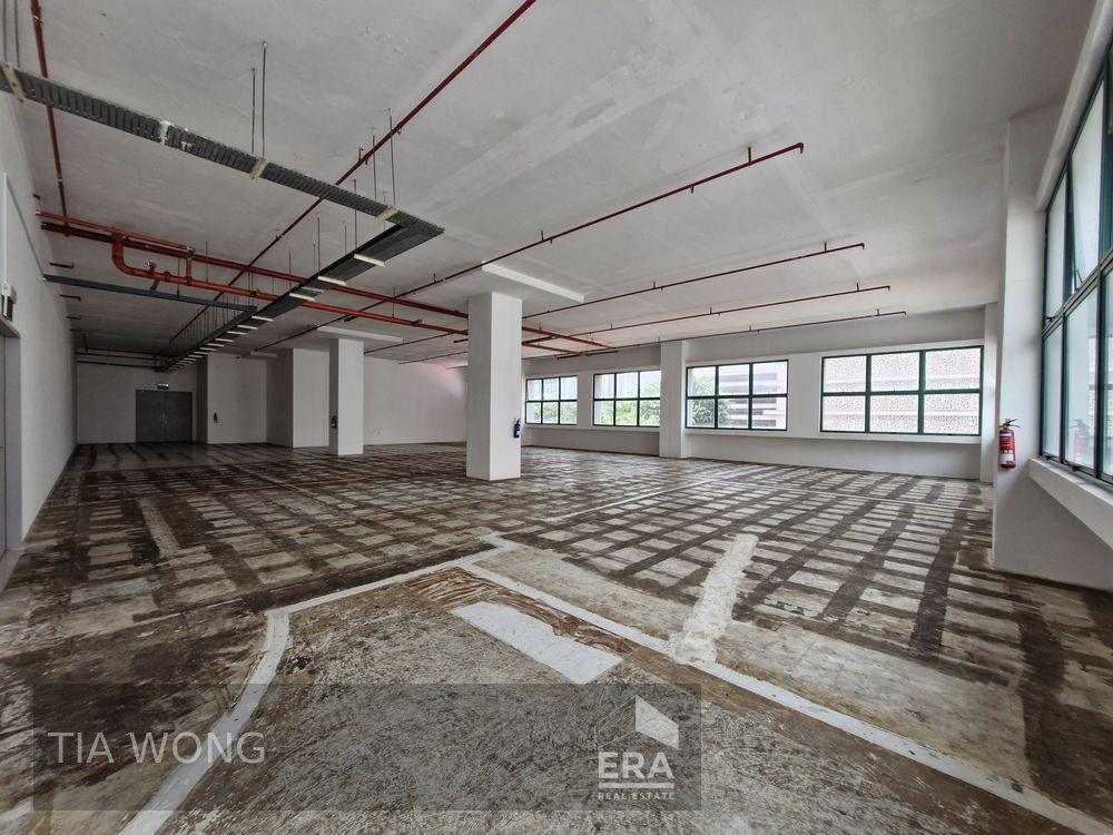 Prop-GPT: Light Industry:   Light Industrial B1 Unit Near Redhill Mrt For Rent