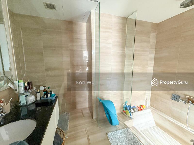 Condominium for Rent: D09, 239434