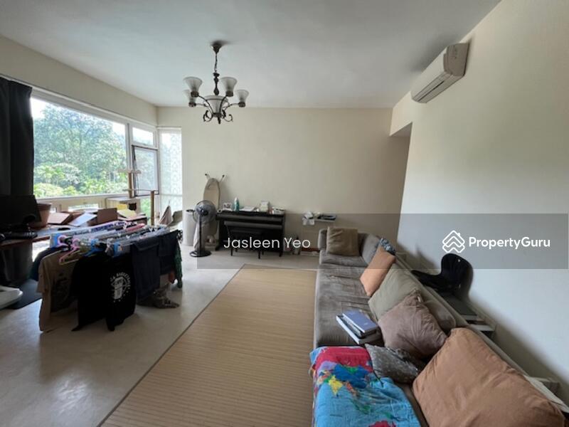 Prop-GPT: Condominium: D21  Summerhill