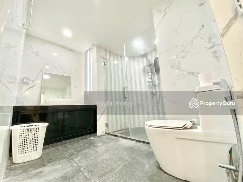 Corner Terrace for Rent, Pasir Panjang Hill, SGD 2,888 | Freehold