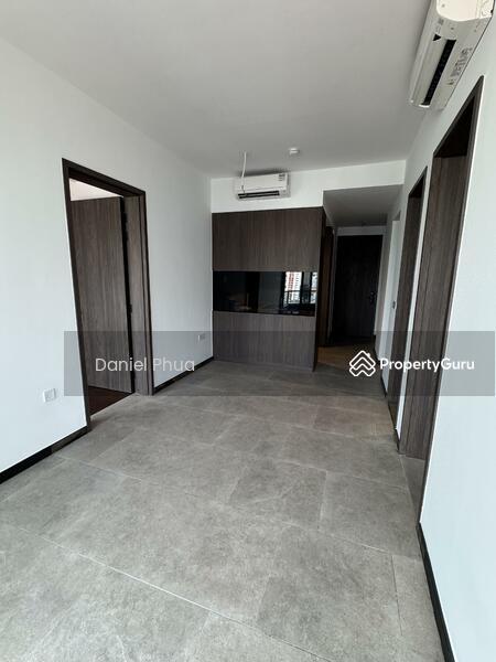 Prop-GPT: Condominium: D07  Midtown Modern