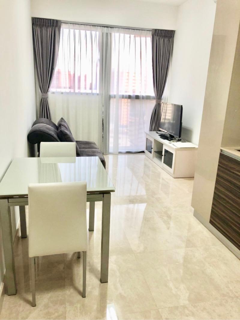 Prop-GPT: Condominium: D03  Commonwealth Towers