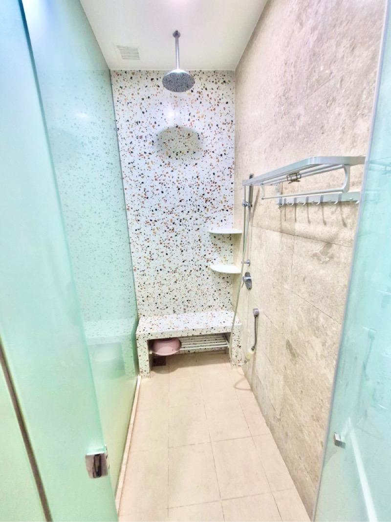 Condominium for Rent: D25, 737810