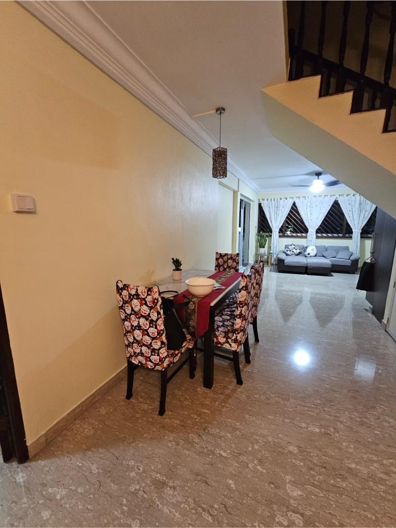 Prop-GPT: HDB Apartment: D27 Yishun 356 Yishun Ring Road