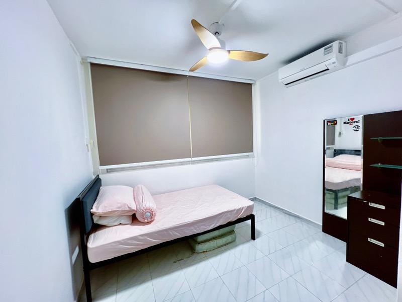 HDB Apartment for Rent, 116 Simei Street 1 HDB Apartment Room Rental, $1,100, 1 Bed 2 Bath 129 sqft $8.53 psf, SGD 1,100 | 99-year Leasehold