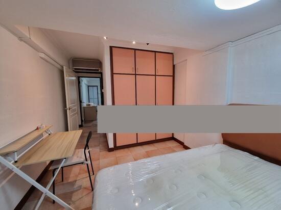 HDB Apartment for Rent, 308 Clementi Avenue 4 HDB Apartment Room Rental, $1,300, 1 Bed 1 Bath 120 sqft $10.83 psf, SGD 1,300 | 99-year Leasehold