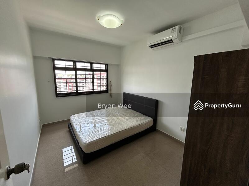 Prop-GPT: HDB Flat: D19  985A Buangkok Crescent