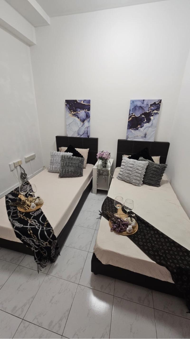 Apartment for Rent, International Plaza Apartment Room Rental, $1,249, 1 Bed 1 Bath 100 sqft $12.49 psf, SGD 1,249