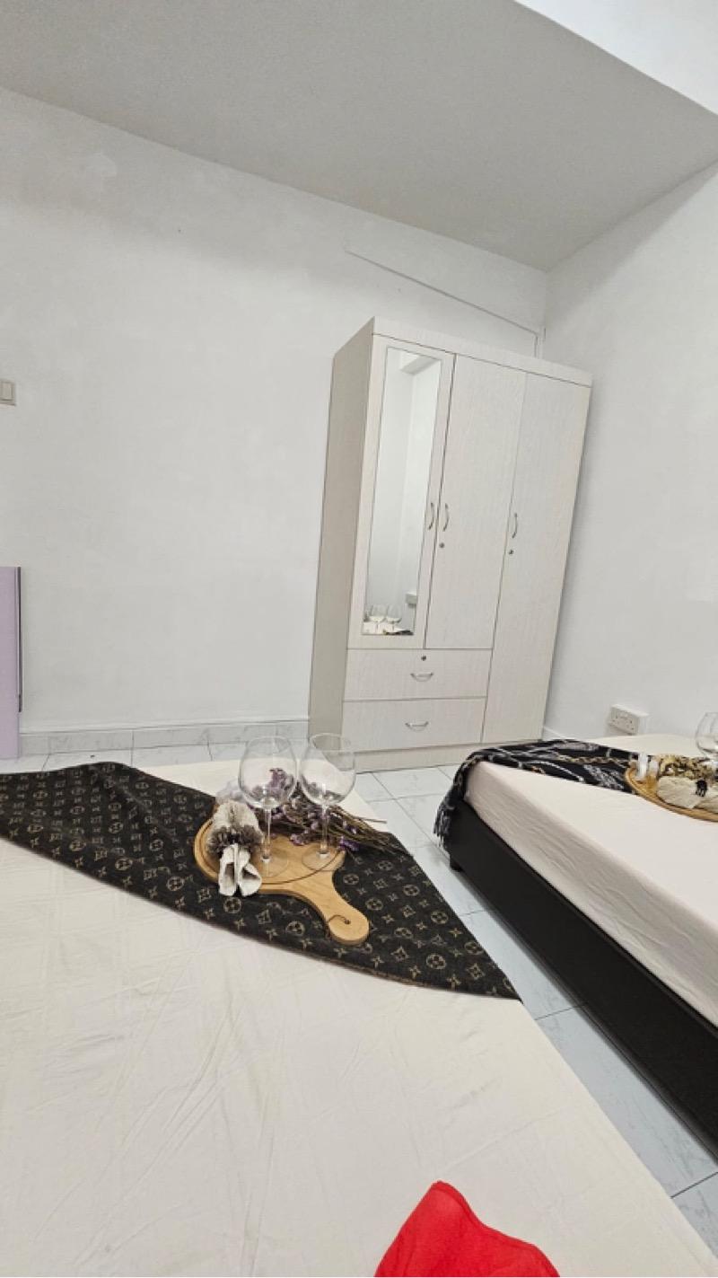 Apartment for Rent, International Plaza Apartment Room Rental, $1,249, 1 Bed 1 Bath 100 sqft $12.49 psf, SGD 1,249