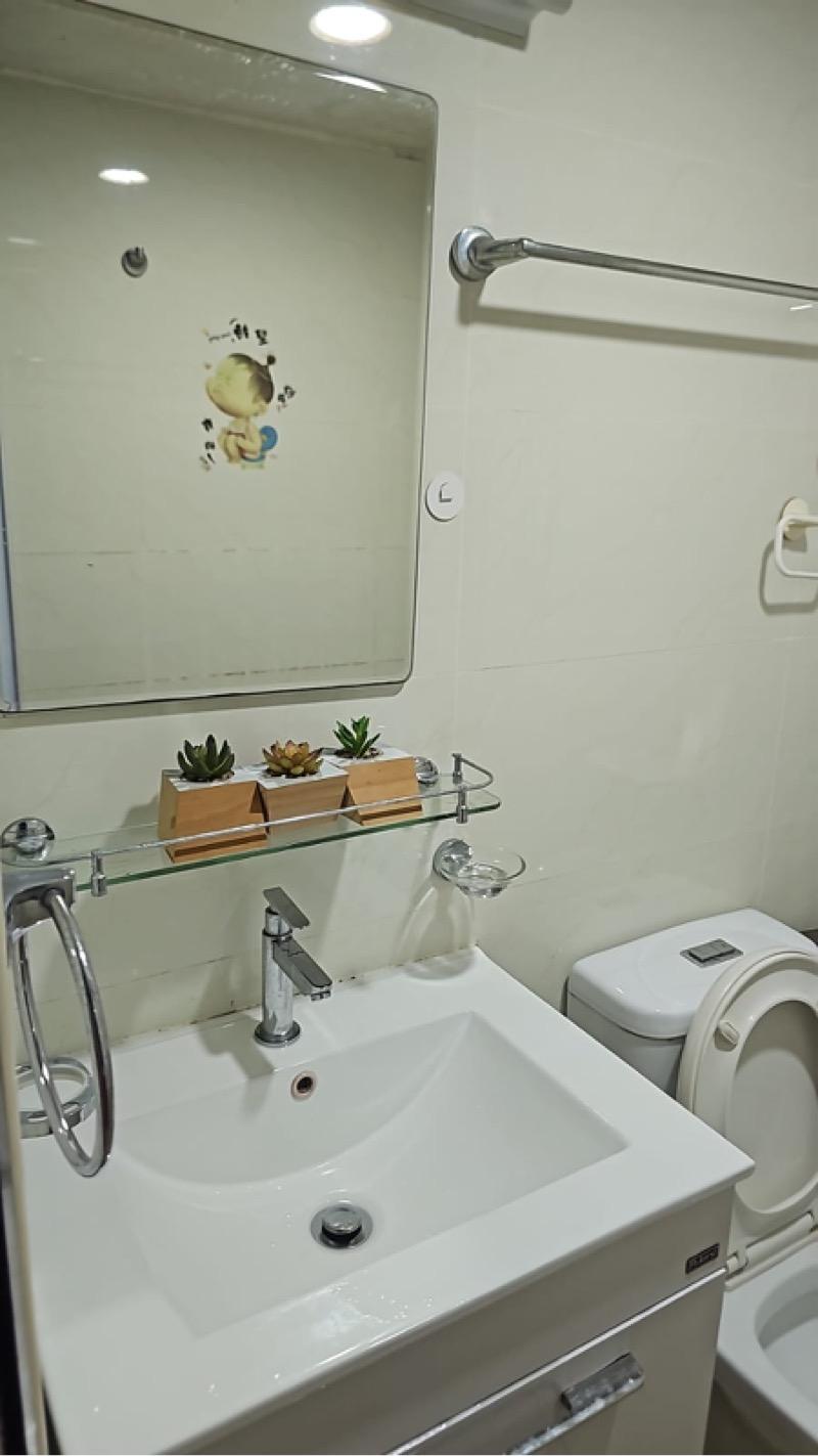 Apartment for Rent, International Plaza Apartment Room Rental, $1,249, 1 Bed 1 Bath 100 sqft $12.49 psf, SGD 1,249