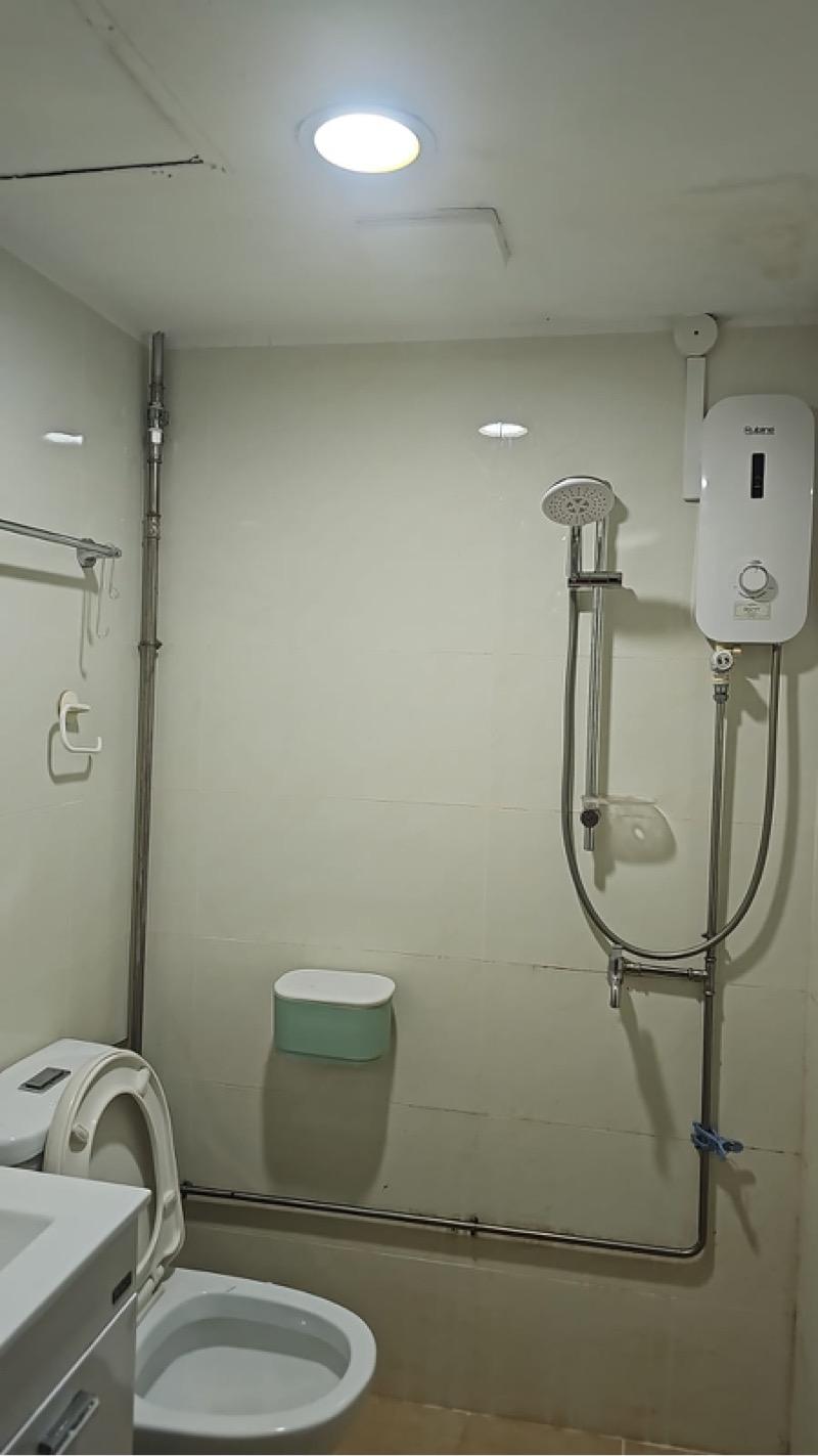 Apartment for Rent, International Plaza Apartment Room Rental, $1,249, 1 Bed 1 Bath 100 sqft $12.49 psf, SGD 1,249