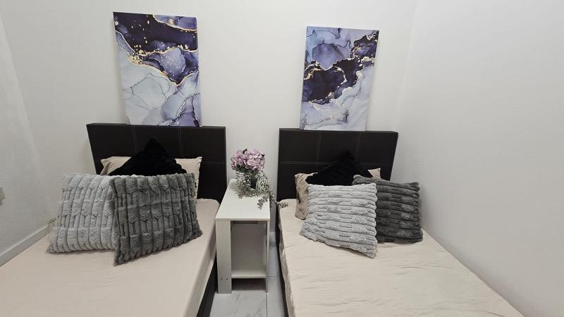 Apartment for Rent, International Plaza Apartment Room Rental, $1,249, 1 Bed 1 Bath 100 sqft $12.49 psf, SGD 1,249