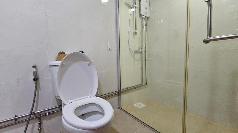 Apartment for Rent, International Plaza Apartment Room Rental, $1,249, 1 Bed 1 Bath 100 sqft $12.49 psf, SGD 1,249