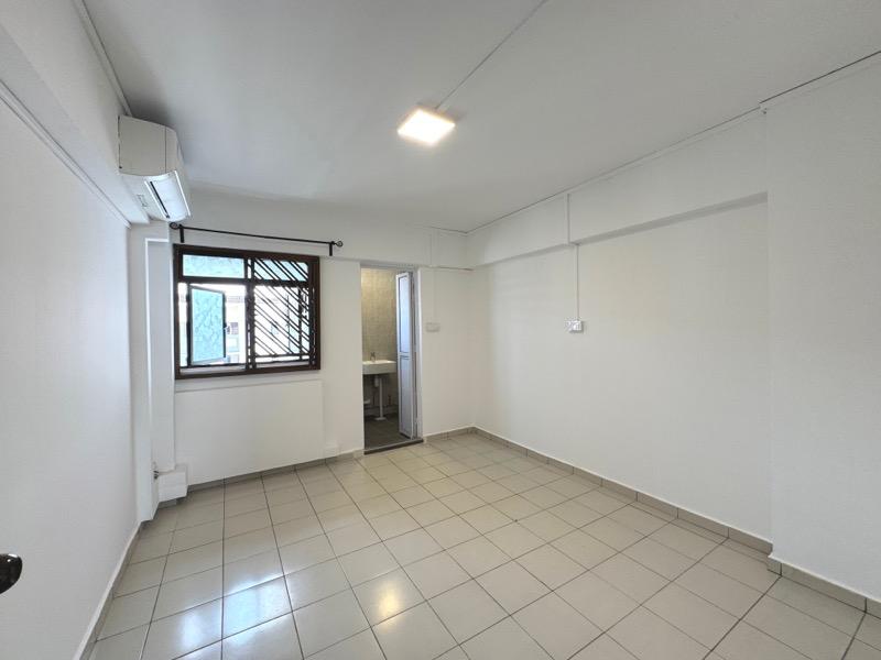 HDB Apartment for Rent, 412 Saujana Road HDB Apartment For Rent, $2,900, 2 Bed 2 Bath 904 sqft $3.21 psf, SGD 2,900 | 99-year Leasehold