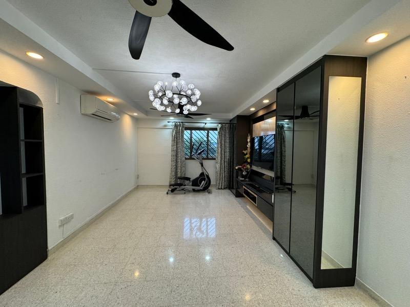 Prop-GPT: HDB Apartment: D02  109 Spottiswoode Park Road