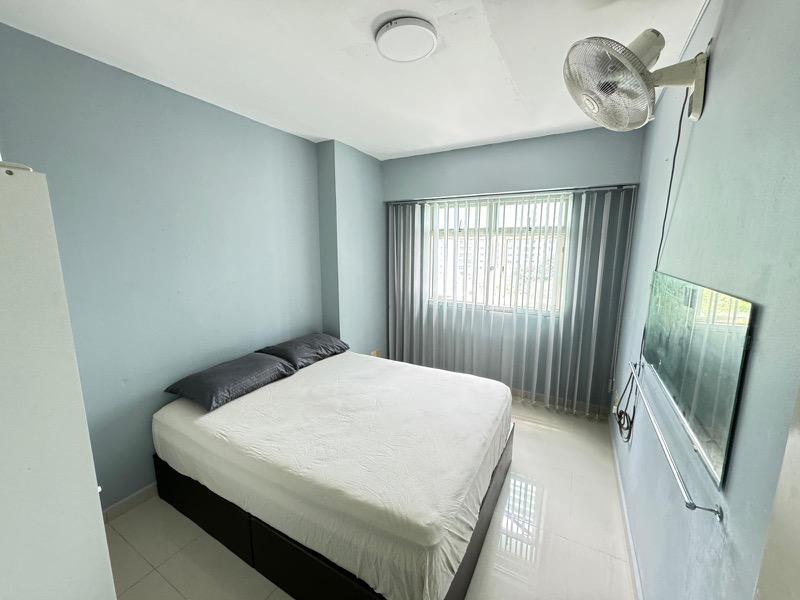 Prop-GPT: HDB Apartment: D19 Punggol 172C Edgedale Plains