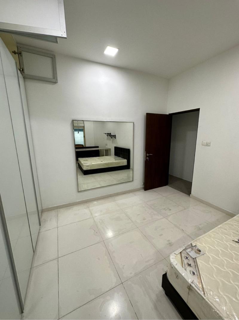 Serangoon Garden Estate Corner Terrace Room Rental, $1,999, 1 Bed 1 Bath 400 sqft $5.00 psf