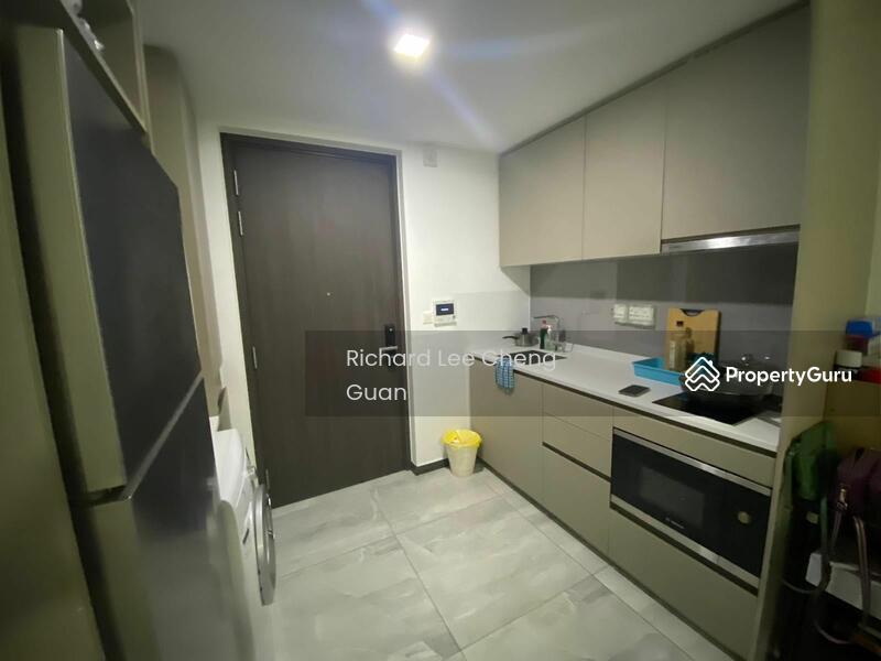 Prop-GPT: Condominium: D22 Boon Lay Lake Grande