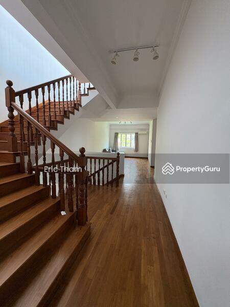 Semi-Detached for Rent: D10, 288519