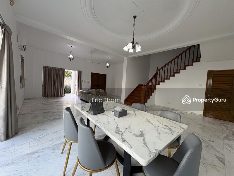 Semi-Detached for Rent: D10, 288519