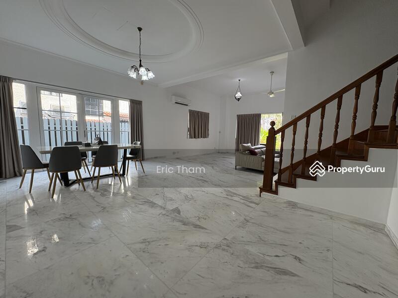Semi-Detached for Rent: D10, 288519