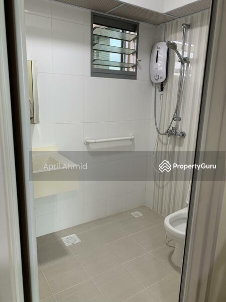 HDB Flat for Rent, 31 Margaret Drive, SGD 1,350 | 99-year lease