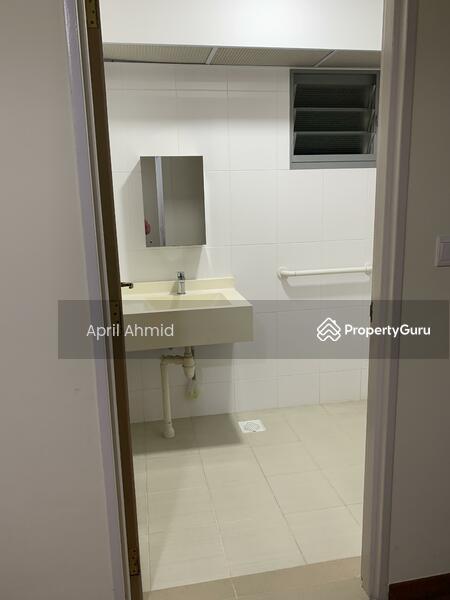 HDB Flat for Rent, 31 Margaret Drive, SGD 1,350 | 99-year lease