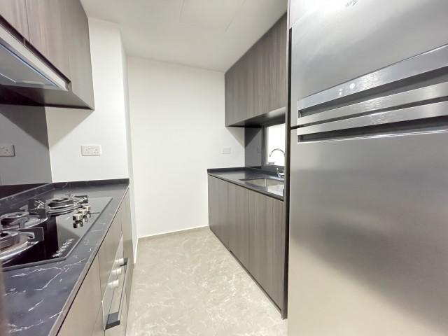 Condominium for Rent, Park Colonial Condominium For Rent, $6,600, 3 Bed 2 Bath 915 sqft $7.21 psf, SGD 6,600 | 99-year Leasehold